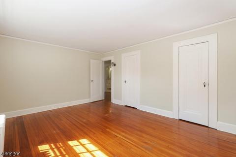 19 Bailey Rd, Millburn, NJ 07041 photo 14