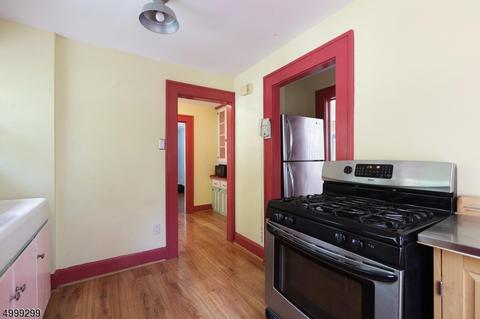 19 Bailey Rd, Millburn, NJ 07041 photo 9