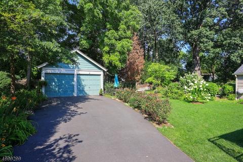 19 Bailey Rd, Millburn, NJ 07041 photo 16