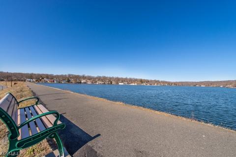 13 Hilltop Ter, Wayne, NJ 07470 photo 25