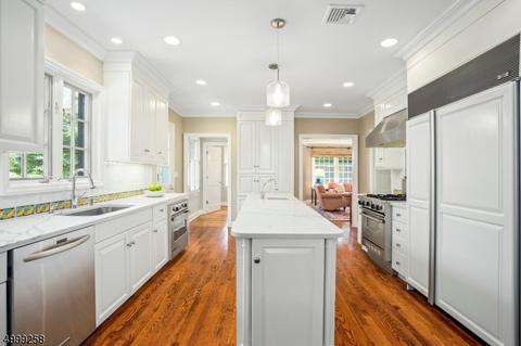36 Colt Rd, Summit, NJ 07901 photo 7