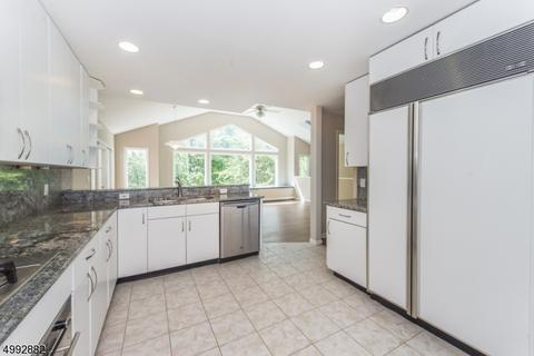 47 Seminole Ave, Wayne, NJ 07470 photo 3
