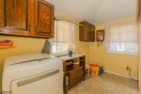 5 Rockridge Rd, Wanaque Boro, NJ 07420 photo 16