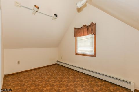 5 Rockridge Rd, Wanaque Boro, NJ 07420 photo 19