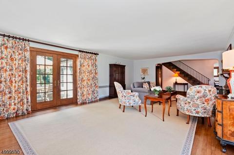 175 Oak Ridge Ave, Summit, NJ 07901 photo 3