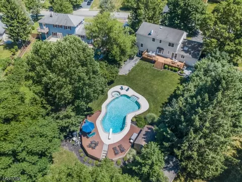 34 Phoenix Dr, Mendham, NJ 07945 photo 24