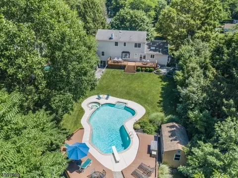 34 Phoenix Dr, Mendham, NJ 07945 photo 23