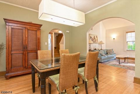 2 Mitchell Ave, Roseland, NJ 07068 photo 10