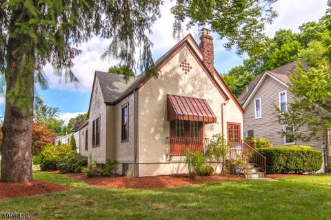 2 Mitchell Ave, Roseland, NJ 07068 photo 2