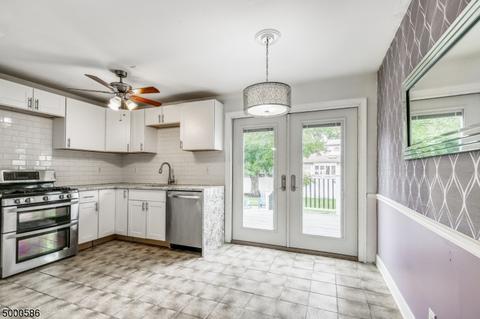 64 Ivy St, Clark, NJ 07066 photo 5
