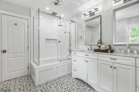 64 Ivy St, Clark, NJ 07066 photo 16