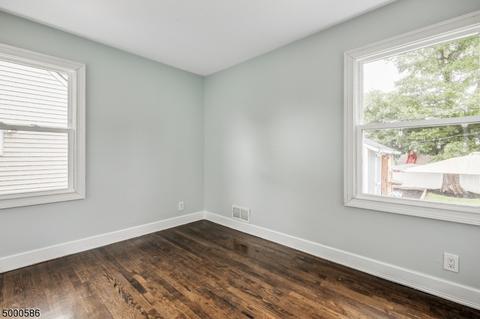 64 Ivy St, Clark, NJ 07066 photo 14