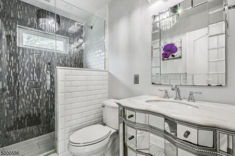 64 Ivy St, Clark, NJ 07066 photo 9
