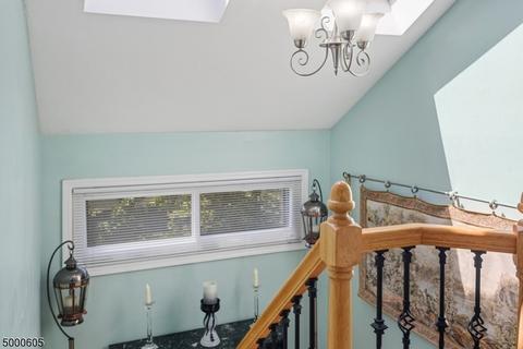 16 Trafalgar Ct, Hackettstown, NJ 07840 photo 6