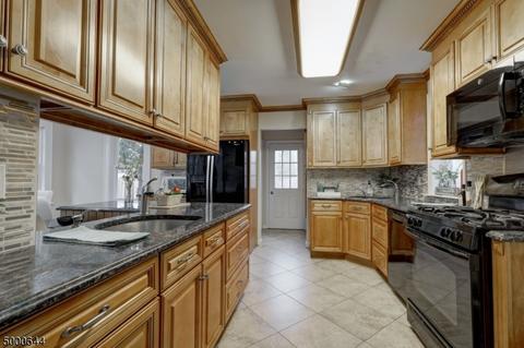 190 Howard Ave, Passaic, NJ 07055 photo 8
