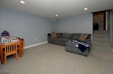 28 Terrace Rd, Wayne, NJ 07470 photo 16