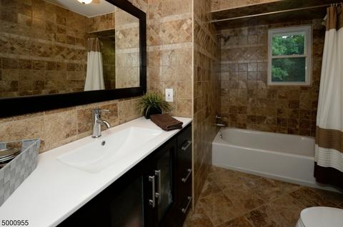 28 Terrace Rd, Wayne, NJ 07470 photo 8