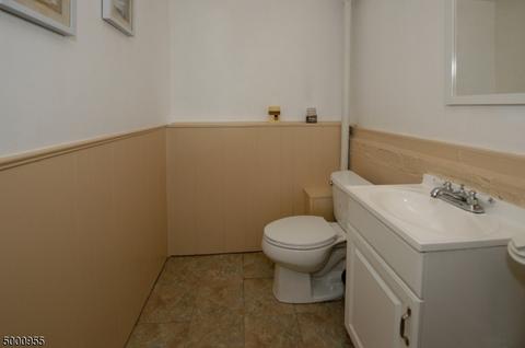 28 Terrace Rd, Wayne, NJ 07470 photo 15