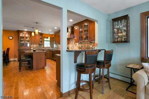 183 Mohawk Trl, Wayne, NJ 07470 photo 8
