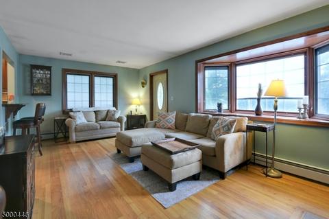 183 Mohawk Trl, Wayne, NJ 07470 photo 6