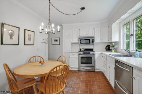 8 Yardley Rd, Mendham, NJ 07945 photo 11