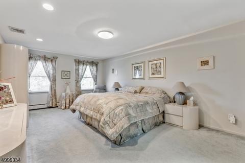 79 Bourbon St, Wayne, NJ 07470 photo 12