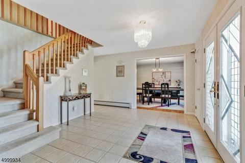 79 Bourbon St, Wayne, NJ 07470 photo 2