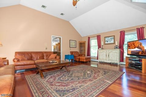 24 Nancy Ter, Hackettstown, NJ 07840 photo 9