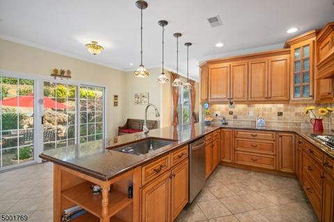 5 Overhill Rd, Wayne, NJ 07470 photo 5