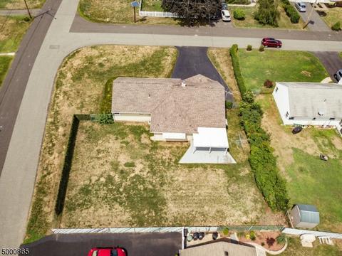 4 Stuart Ln, Wayne, NJ 07470 photo 19