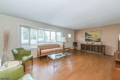 4 Stuart Ln, Wayne, NJ 07470 photo 4
