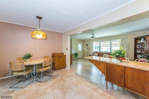 4 Stuart Ln, Wayne, NJ 07470 photo 7