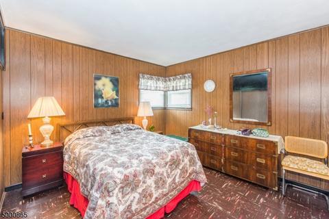 4 Stuart Ln, Wayne, NJ 07470 photo 12