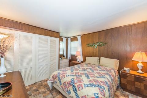 4 Stuart Ln, Wayne, NJ 07470 photo 15