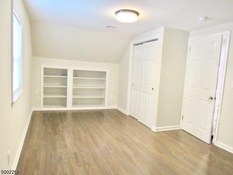 79 Glen Ct, North Plainfield, NJ 07063 photo 12