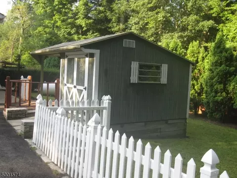 9 Maple Rd, Byram Twp, NJ 07821 photo 22