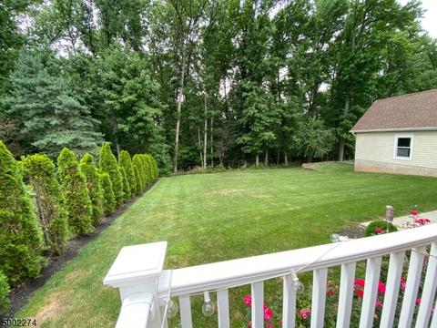 7 Blake Dr, Clark, NJ 07066 photo 25