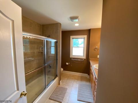 7 Blake Dr, Clark, NJ 07066 photo 20