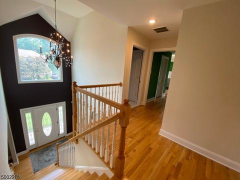 7 Blake Dr, Clark, NJ 07066 photo 13