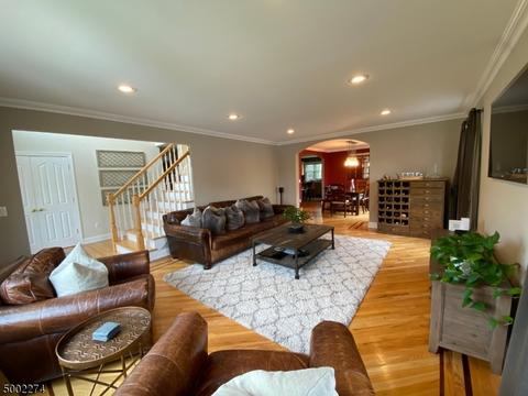 7 Blake Dr, Clark, NJ 07066 photo 6