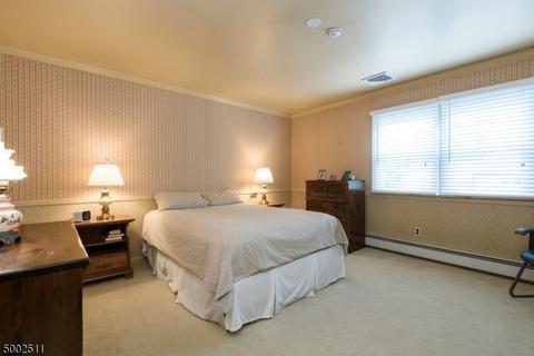 4 Maple Pl, Nutley, NJ 07110 photo 14
