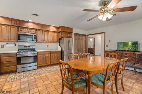 205 Summit Ave, Gillette, NJ 07933 photo 11