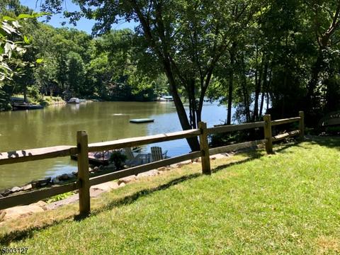 1153 E Lakeside Dr, Vernon Twp., NJ 07422 photo 8