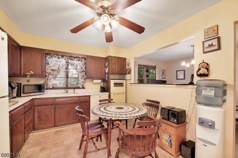 261 Andover Dr, Wayne, NJ 07470 photo 10
