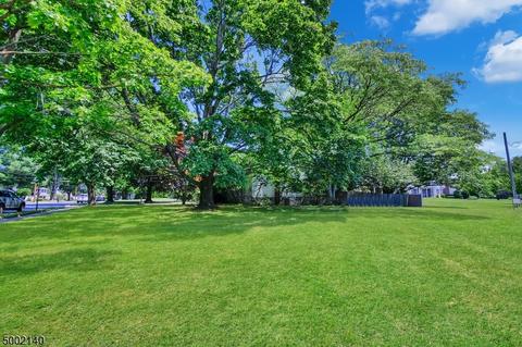 261 Andover Dr, Wayne, NJ 07470 photo 22