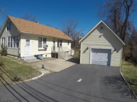 148 Oldham Rd, Wayne, NJ 07470 photo 2