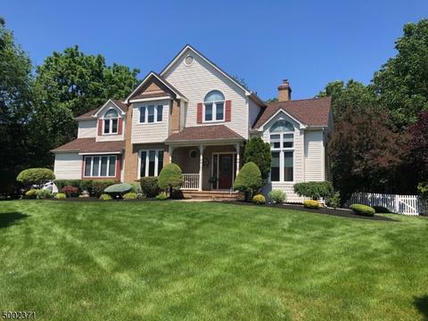 14 Polhemus Dr, Hillsborough, NJ 08844 | 24 Photos | MLS #3652316 - Movoto