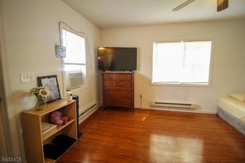 171 Berdan Pl, Hackensack, NJ 07601 photo 8