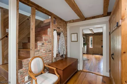 41 Compton Ct, Basking Ridge, NJ 07920 photo 3