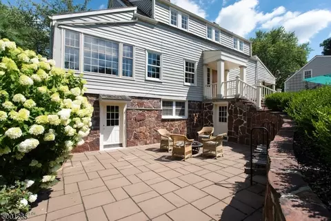 41 Compton Ct, Basking Ridge, NJ 07920 photo 24
